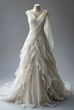 Vintage White V-neck Ruffle Design Beautiful A-Line Chiffon Wedding Dress HZ1024