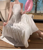 New Stylish White Sleeveless Backless Beach Casual Halter Dress HZ1024